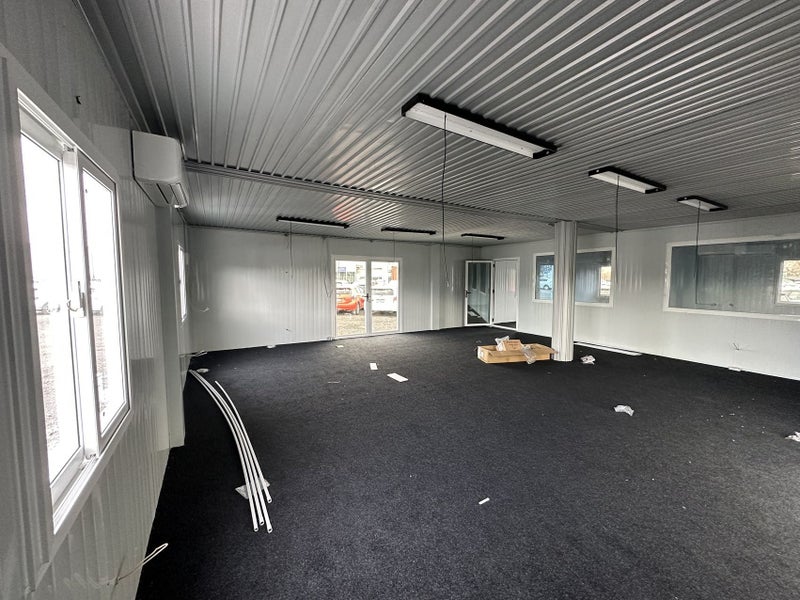12*8m PORTABLE UNIT / CABIN/OFFICE Carousel 10