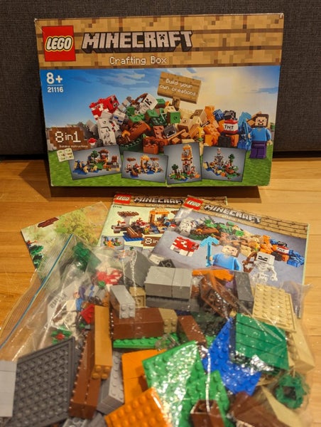Lego Minecraft Crafting Box - Set No. 21116 Carousel 2