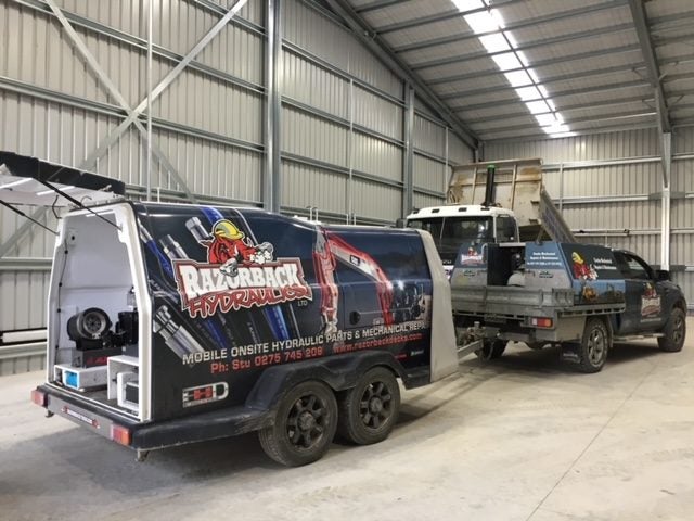 Hydraulics - Mobile Trailer Carousel 1