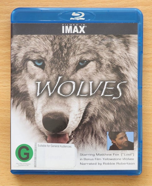 Wolves - (Blu-ray) Carousel 1