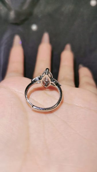 Prismatic Marquise Ring Carousel 13