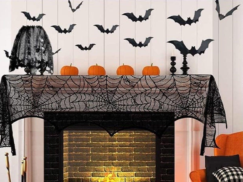 1 Set of 20Pcs Halloween Decoration Kit Tablecloth Decorative Bat Party Decor Carousel 2