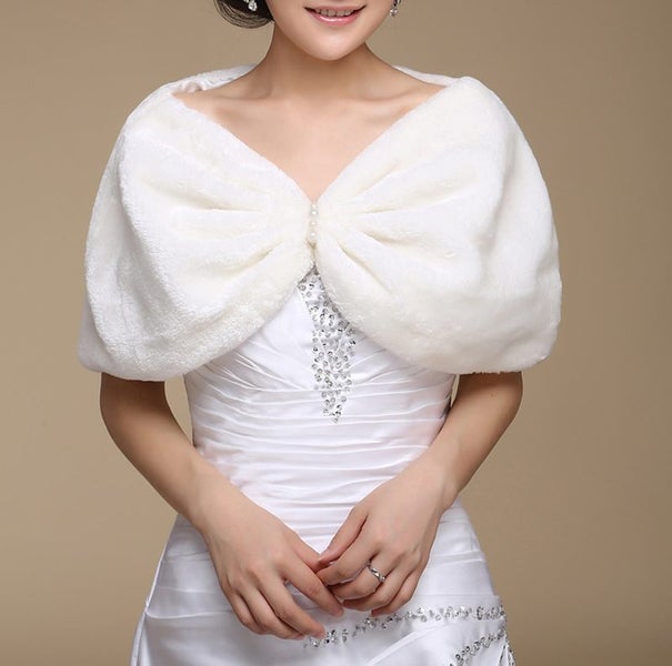 Fur Shawl Wrap I0410WT0 Carousel 1