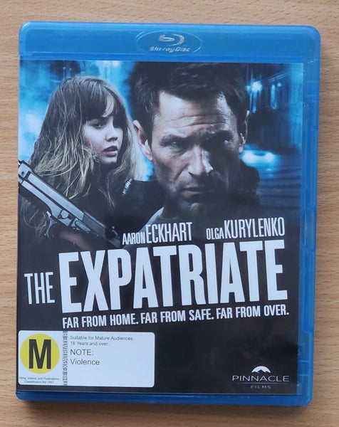 The Expatriate - (Blu-ray) Carousel 1