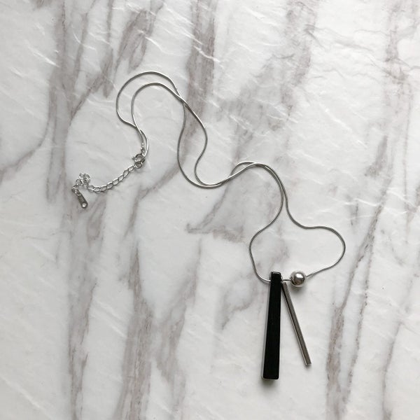 Black Long Square Carousel 2