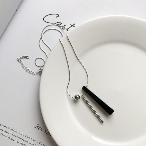 Black Long Square Carousel 5