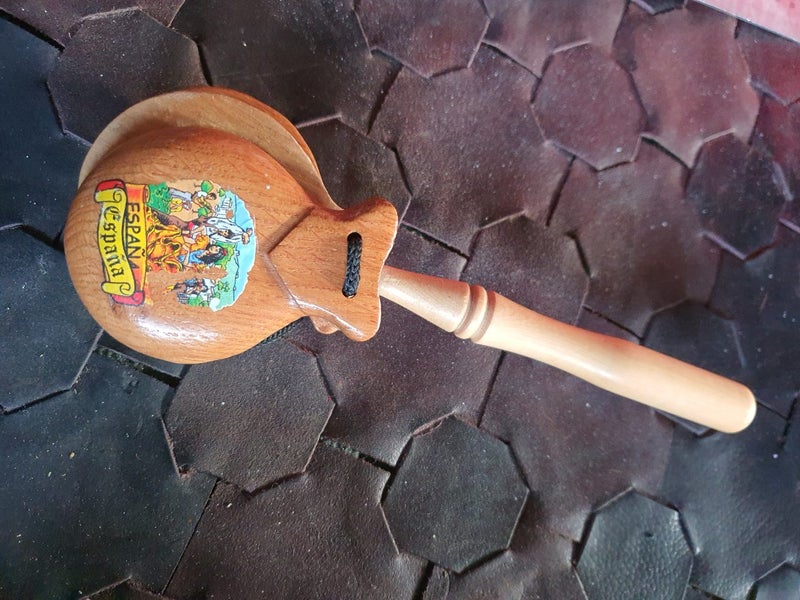 Vintage Wooden Castanets Carousel 1