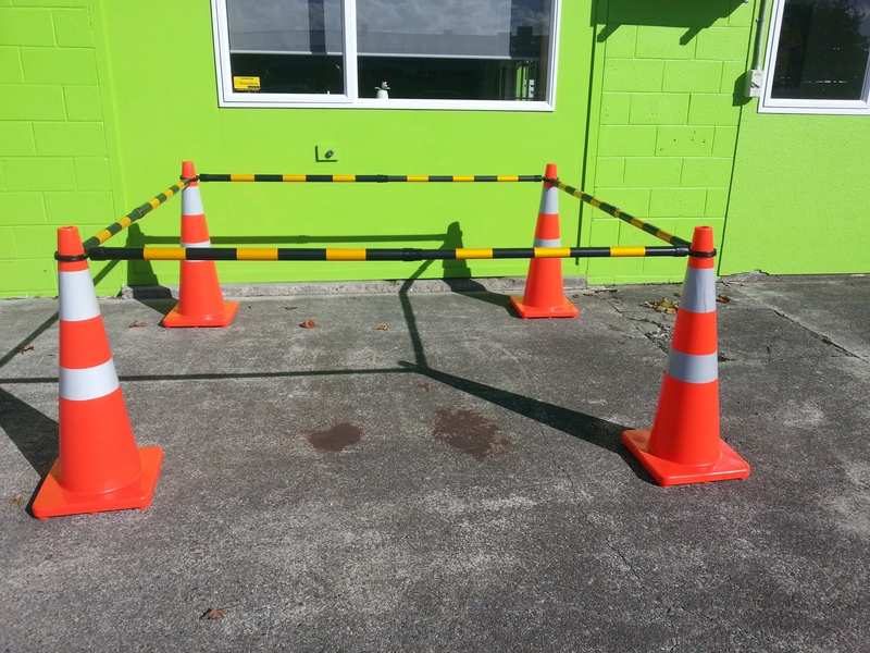 Extendable Cone Bar BARRIER ARMS 2013003 Carousel 2