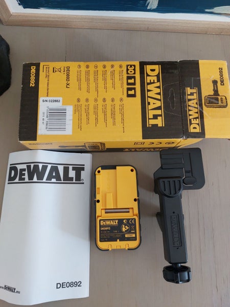 DeWALT 360 Degree&Vertical Line Laser + Line Laser Detector Carousel 7