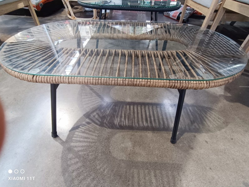 coffee table brand new Carousel 1