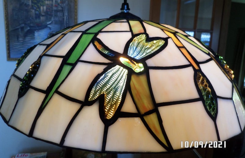 Tiffany 40cm to fit YOUR std. lamp "Glass D/flies" FREE FREIGHT Carousel 1