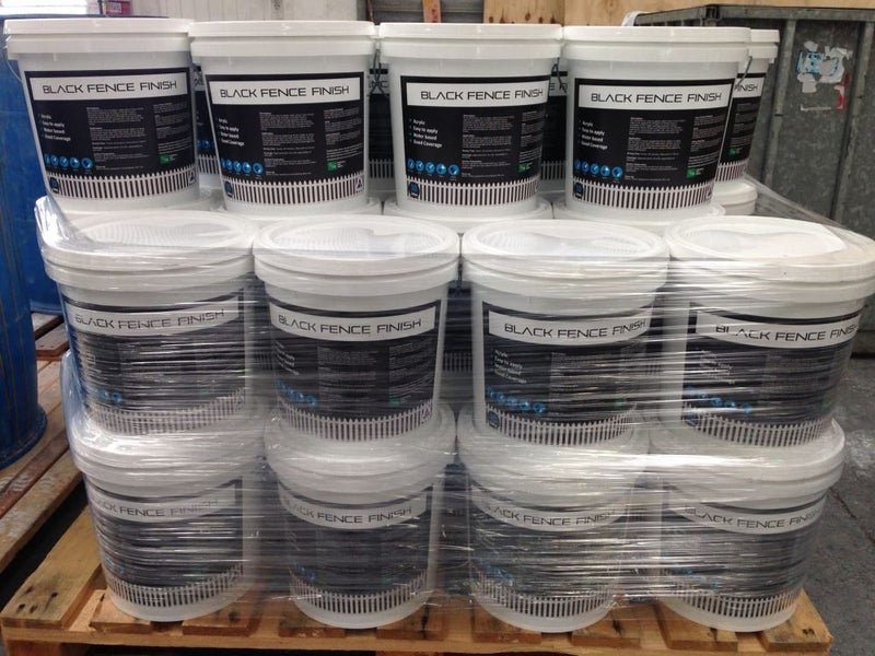 BLACK FENCE PAINT 10L - $1 RESERVE62863219619329112