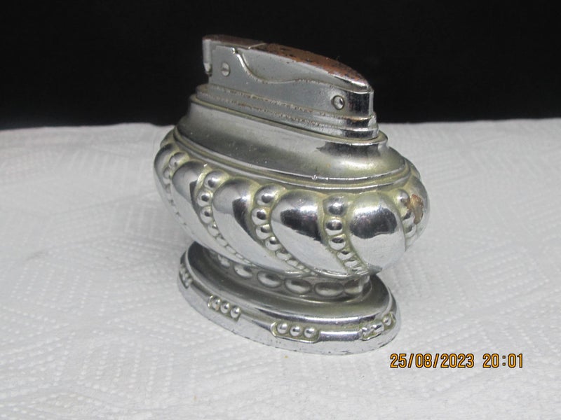 Ronson Style Table Lighter, 1950's, Silver-plate, Fluid-wick Carousel 2