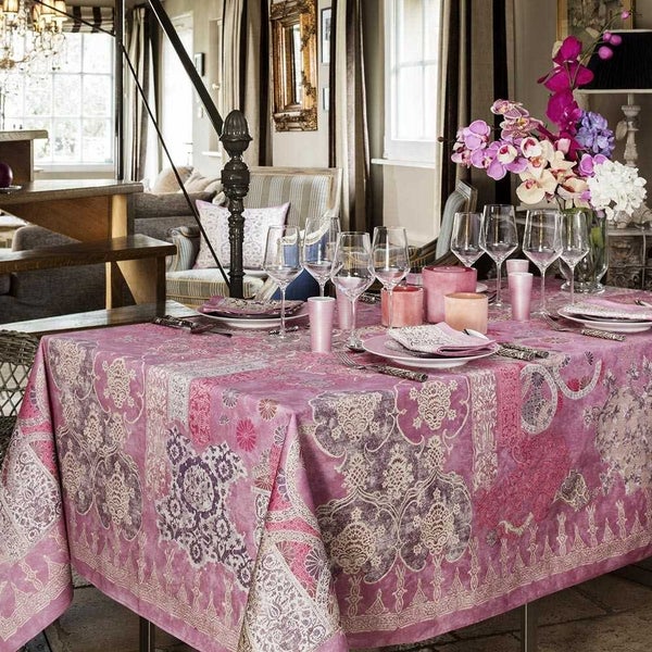 Beauville Rialto Tablecloth Lilas 170x170cm Carousel 1