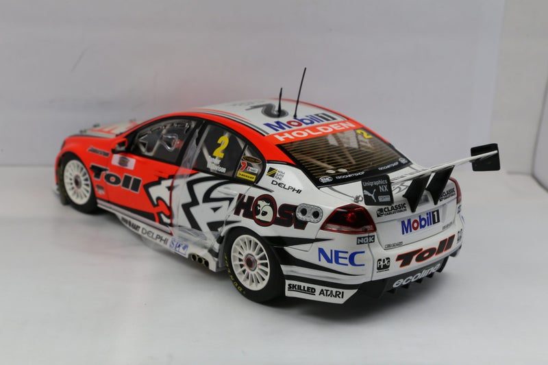 2009 Bathurst Winning VE Commodore 1/18 Carousel 2