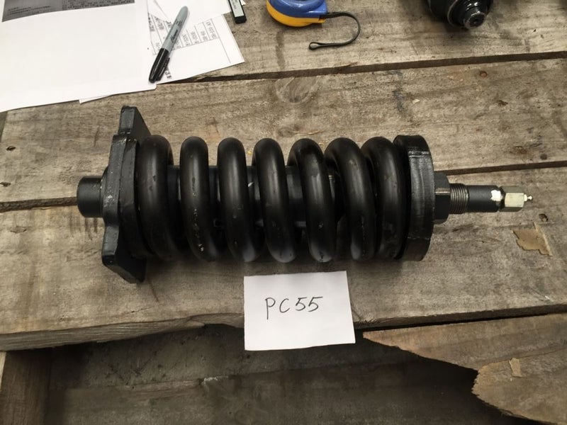 Track Adjuster for Komatsu PC55 part no: 22M-30-32500 Carousel 1