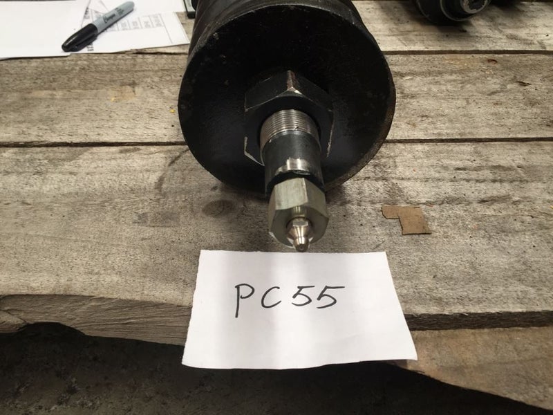 Track Adjuster for Komatsu PC55 part no: 22M-30-32500 Carousel 4