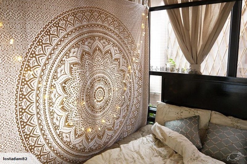Wall Hanging Blanket 3025680 Carousel 1