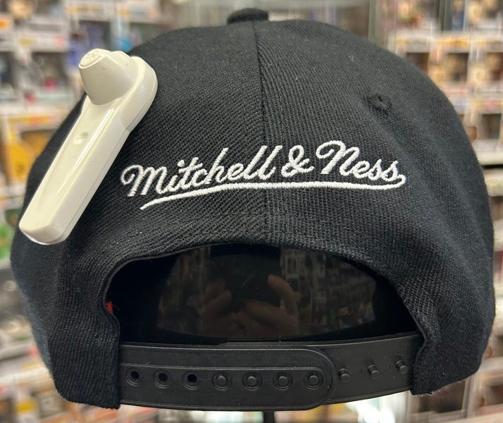Golden State Warriors Script Mitchell & Ness Black NBA Snapback Hat Carousel 2
