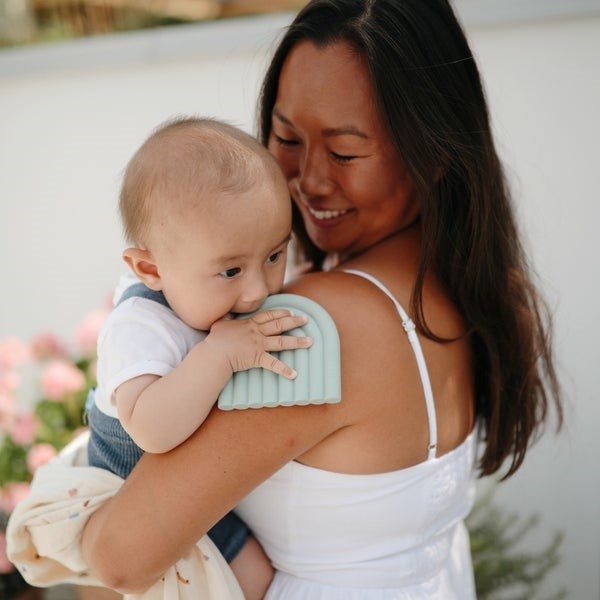 Mushie Rainbow Teether- Cambridge Blue Carousel 2