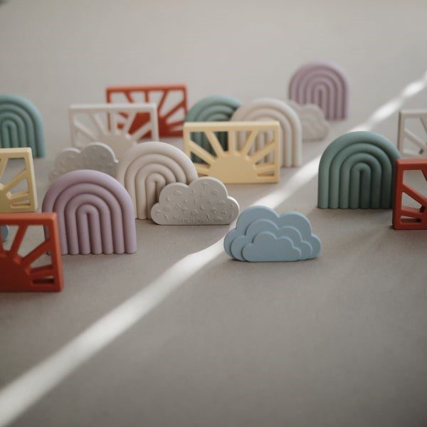 Mushie Rainbow Teether- Cambridge Blue Carousel 3