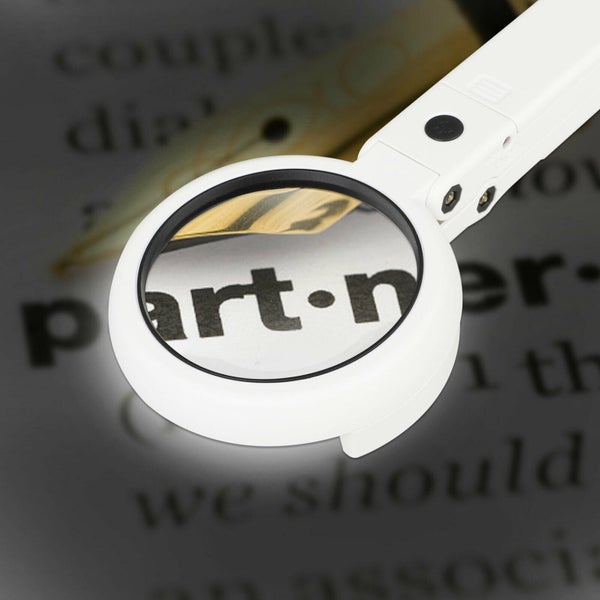 Magnifying Glass Carousel 2