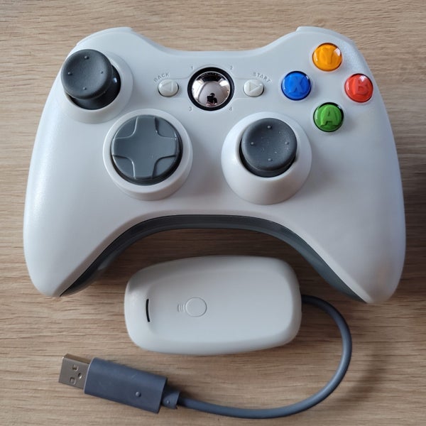 Wireless Xbox 360 Controllers62999405435138113