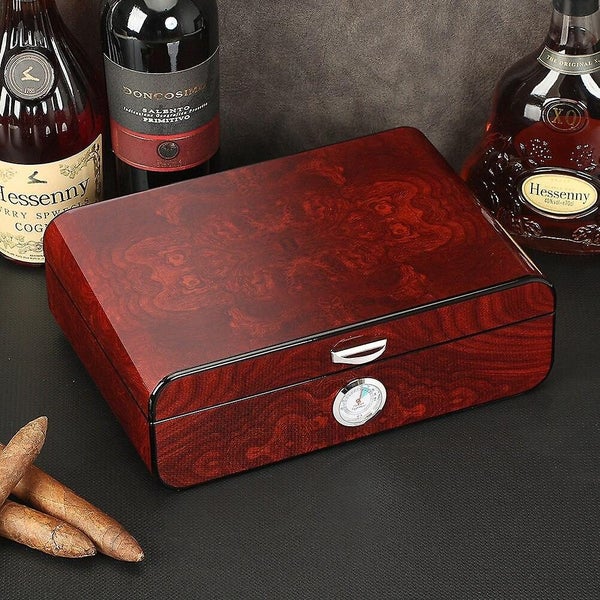 Cedar family cigar box with humidifier humidifier about 35 accessories64168025638275111