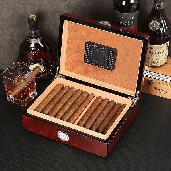 Cedar family cigar box with humidifier humidifier about 35 accessories64168025638275112