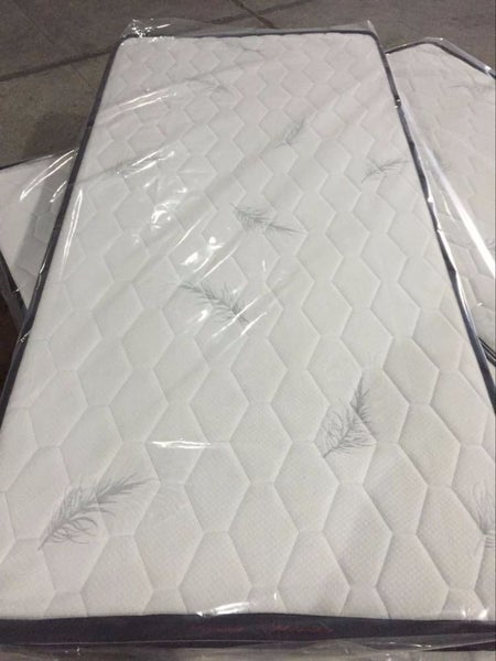 SINGLE BED SET WITH REVERSIBLE TRUNDLER + 3 LARGE DRAWERS & X 2 MATTRESSES Carousel 5
