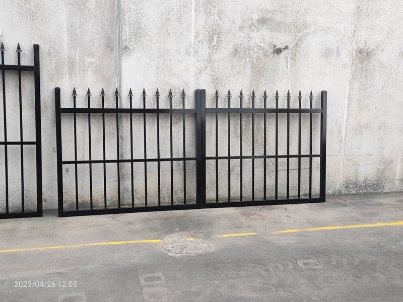 Aluminum Driveway swing Gate 3m*1.3m-Arrow Carousel 1