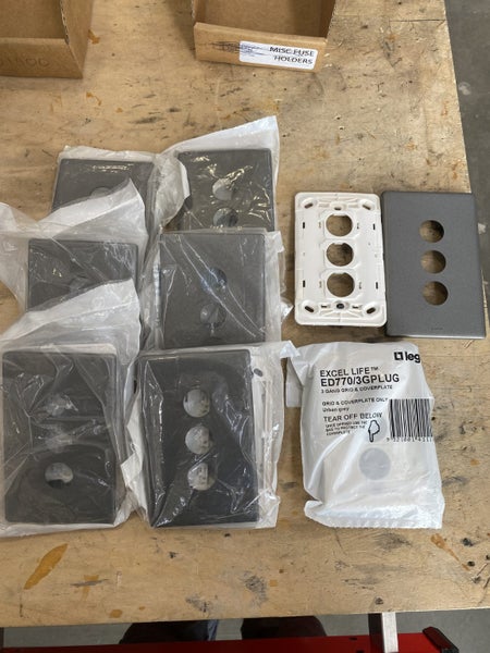 Grid & Plate Light Switch Cover Carousel 1