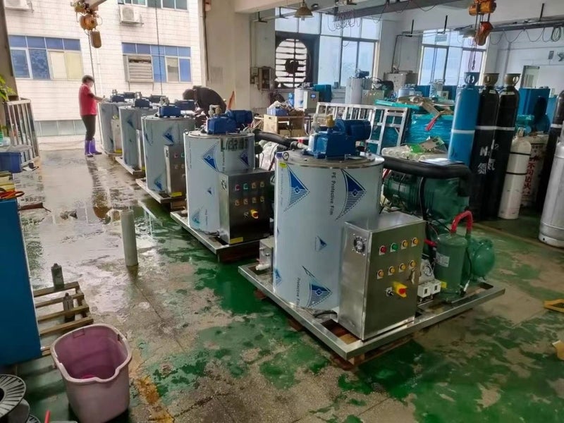 Seawater Flake Ice Machine 300kg per day discount 10% Carousel 2