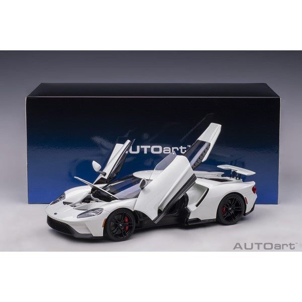 AUTOart 72941 1/18 Ford GT 2017 (Frozen White) Carousel 2