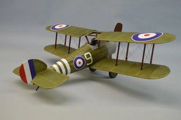 Dumas #244 Plane Kit: 18" Sopwith 7F.1 Snipe - Rubber Powered Flying Model Carousel 2