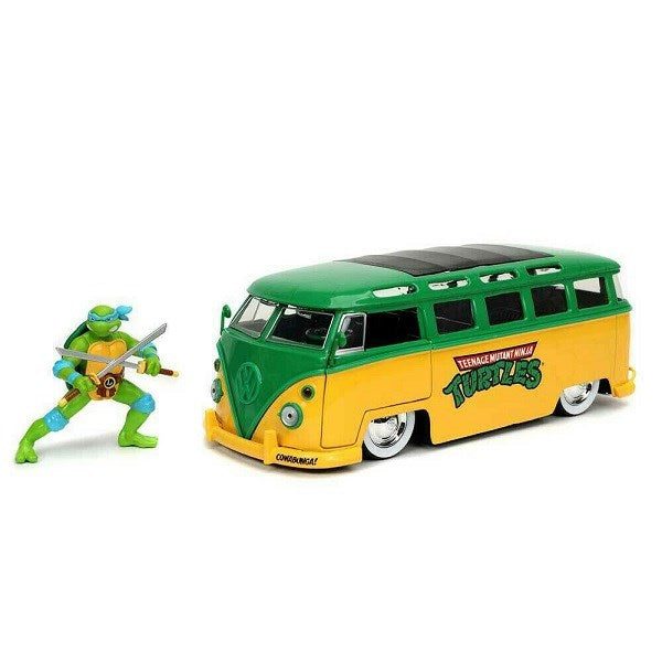 Jada 31786 1/24 1962 Volkswagen Bus w/Leonardo Figurine - Teenage Mutant Ninj... Carousel 1