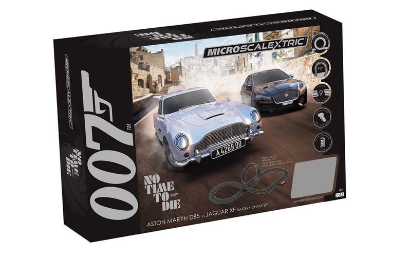 Scalextric G1161 Micro Set Bat: James Bond NTTD Carousel 1