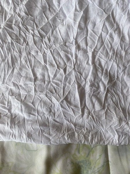 White crush one way stretch fabric (1.7 m) Carousel 1
