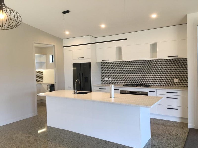 Kitchen Carousel 1