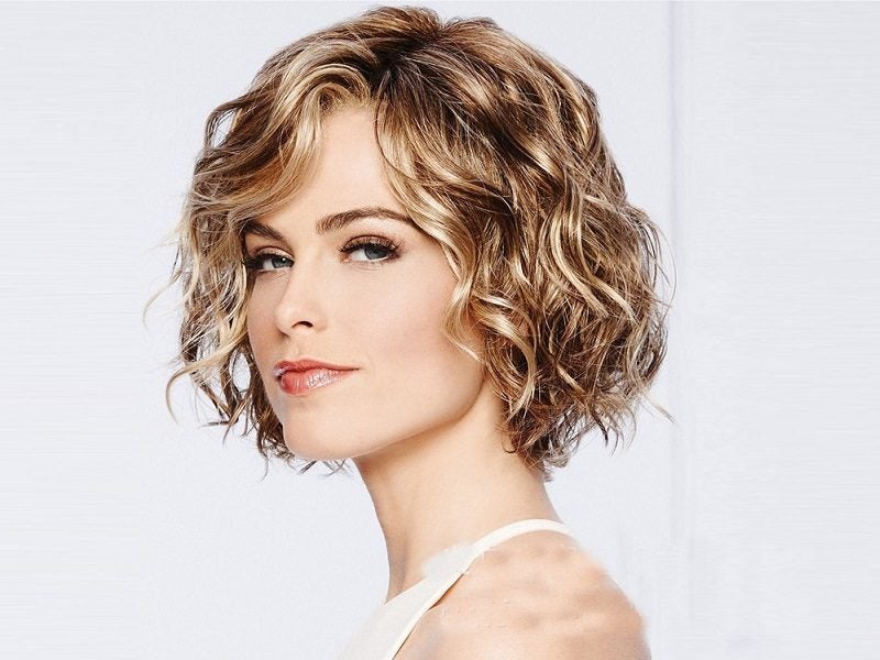 Women Short Wig Carousel 1