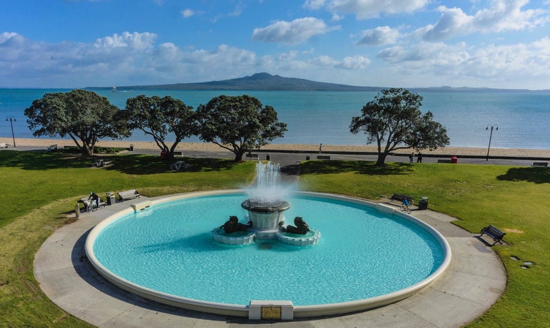 De Fontein Belgian Beer Cafe Carousel 2