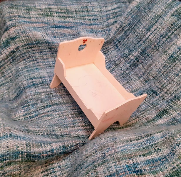 Barbie Bed, Bratz, Monster High, Baby Doll bed, teen doll bed & bedding. Carousel 2