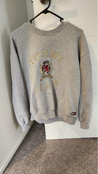 Tommy jeans crest sales capsule sweatshirt