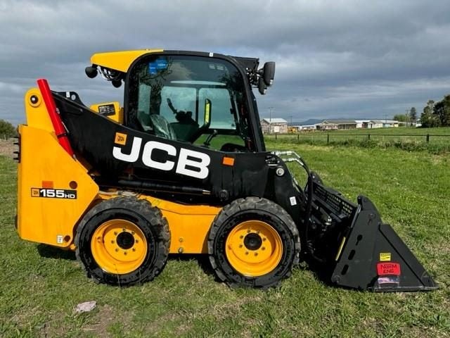 JCB Skidsteer Loader 155HD CAB Carousel 1