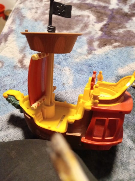Disney pirate ship 2012 Carousel 2