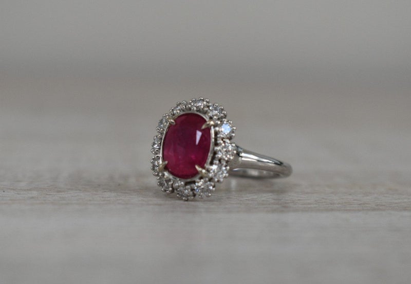 NATURAL Ruby (2.86 carat) and Diamond ring Carousel 2