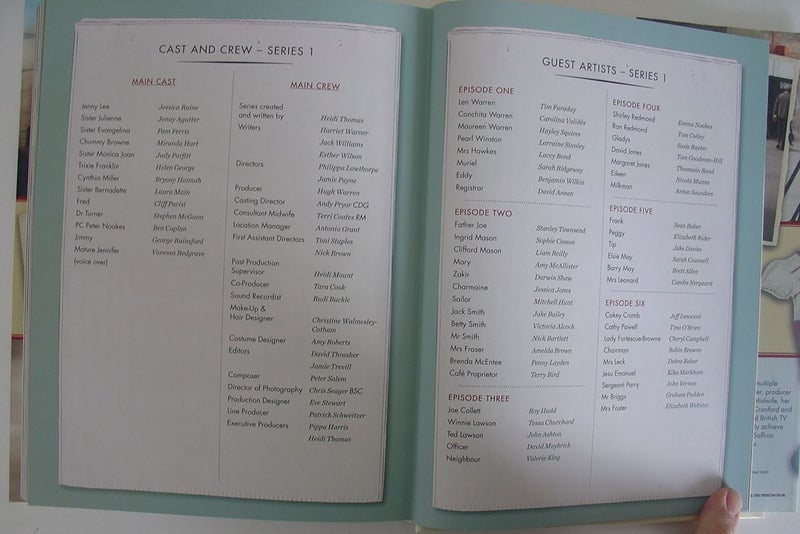 Call Ther Midwife Official Companion Series 1 & 2 Carousel 14