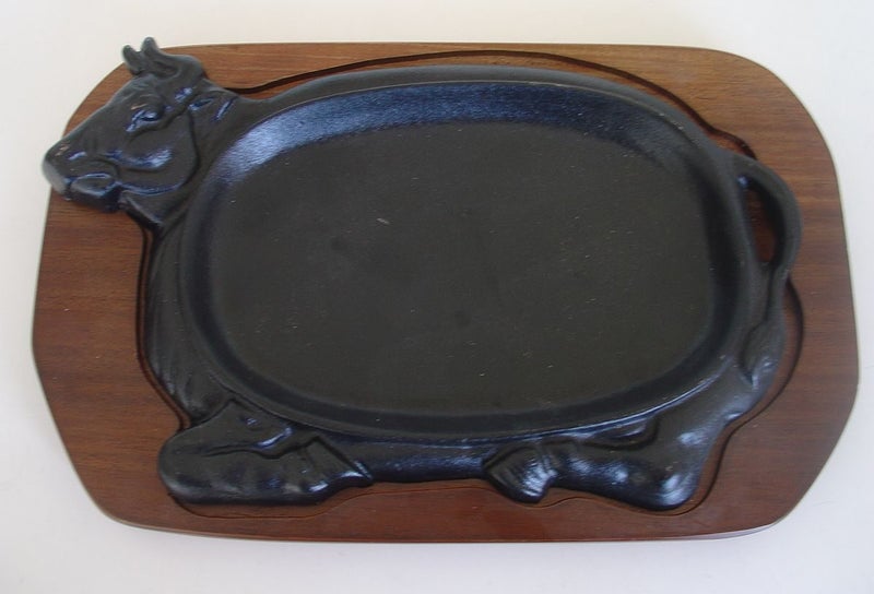 Cast Metal Steak Sizzler Plate on Wooden Tray Carousel 1
