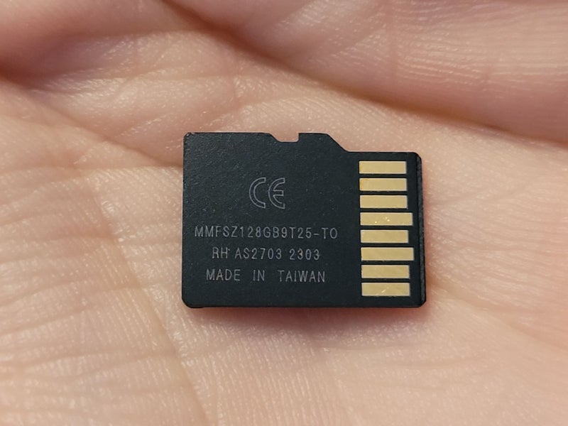 128gb Micro SD Card62972918697474111