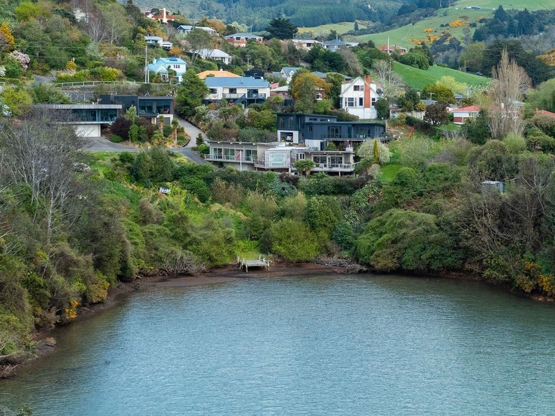 Image 2 of 4